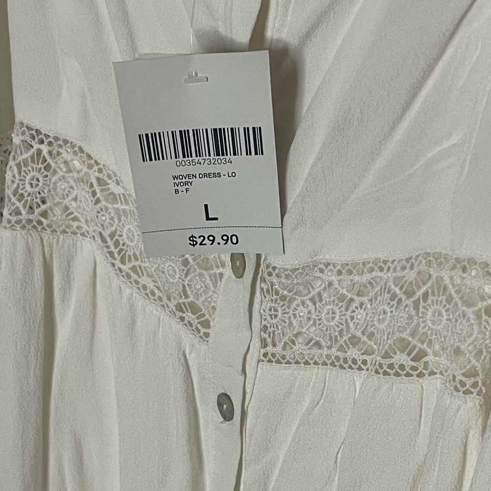 Forever 21 White Button-Front Chemise with Lace & Tie Detail. NWT. - Picture 5 of 12